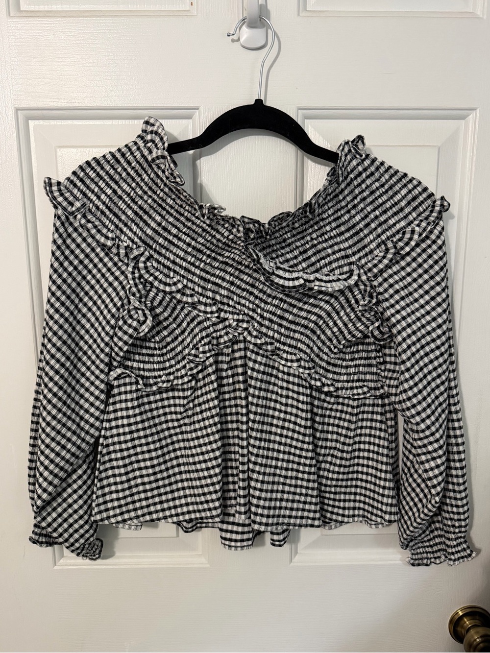 Black & White Gingham Ruffle Long-Sleeve Women's Top